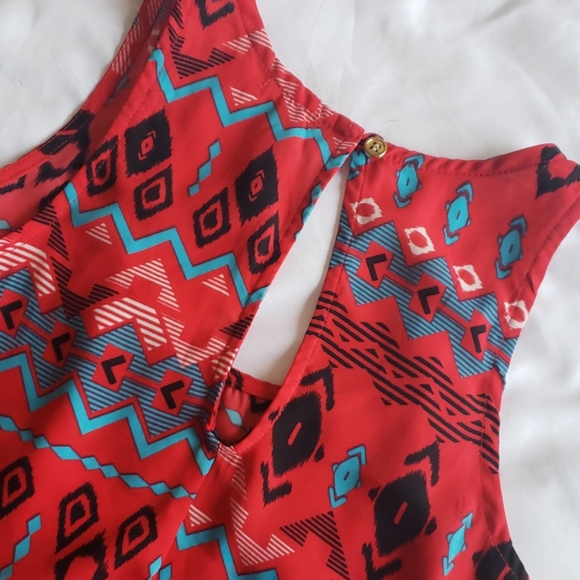 Tribal red cami - Picture 2 of 2